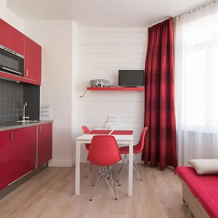 Le Lavandou Апартаменты